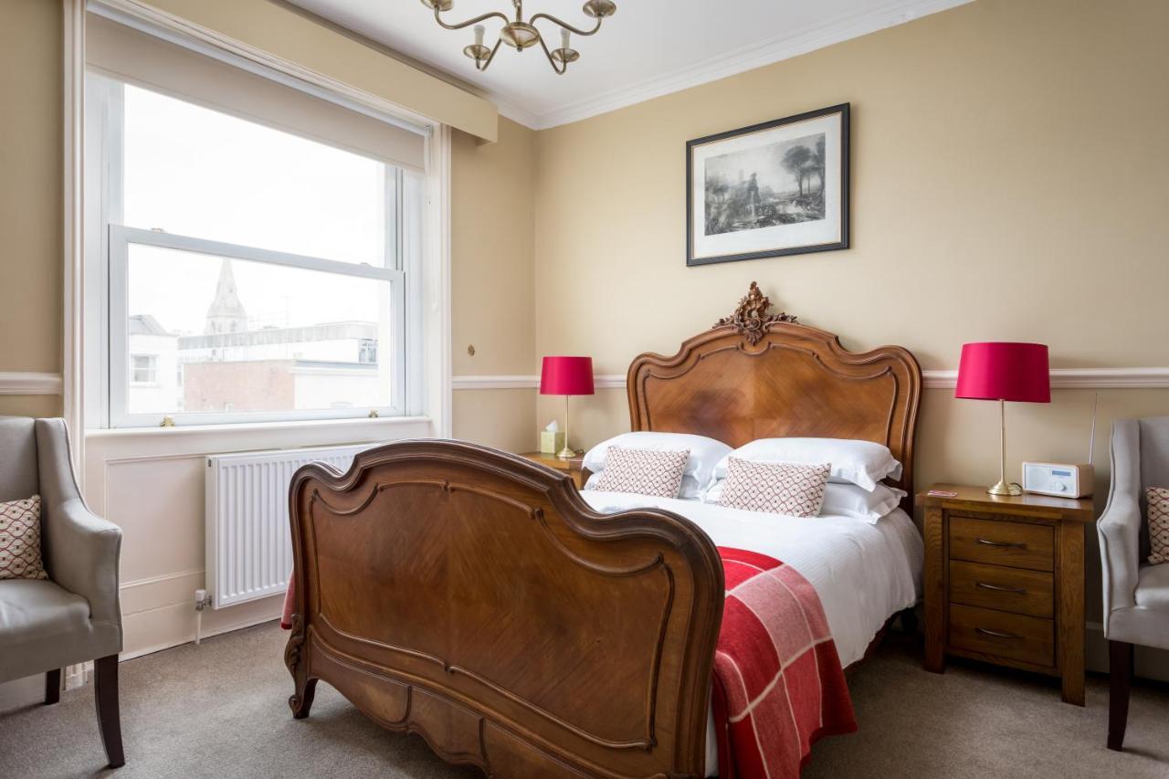 Crossways Guest House Cheltenham Eksteriør billede