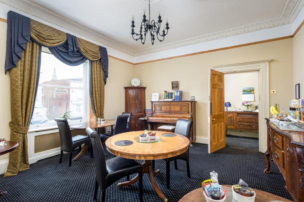 Crossways Guest House Cheltenham Eksteriør billede