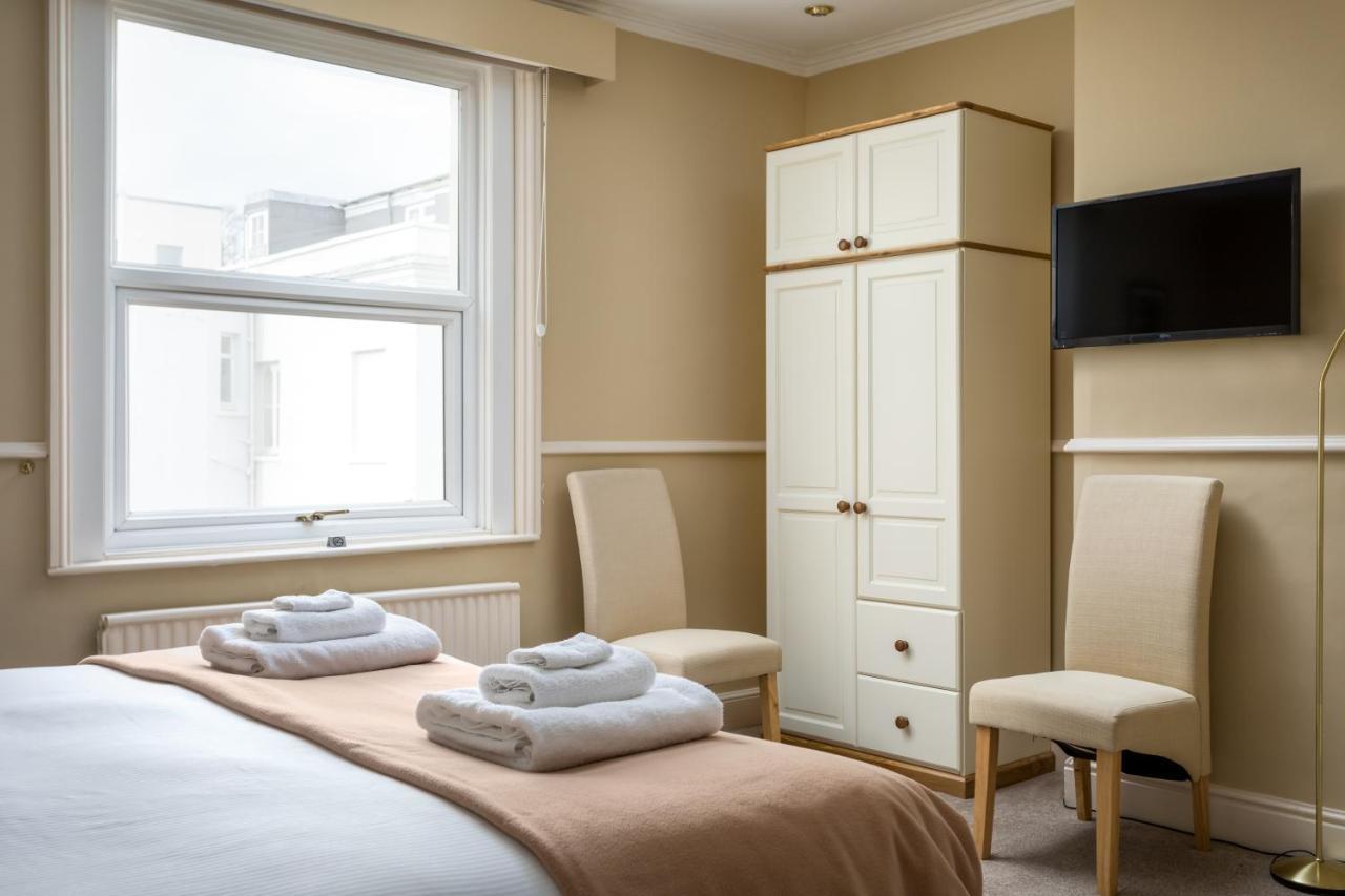 Crossways Guest House Cheltenham Eksteriør billede
